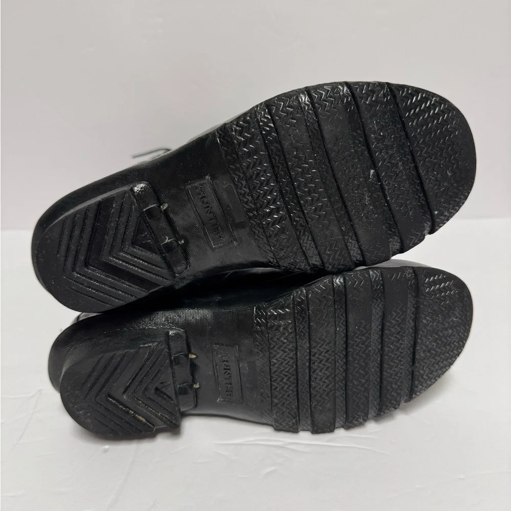 Hunter Glossy Black Buckle Boots. Kids size 3B/4G - Picture 5 of 7